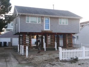 Home Lift Onto Cribbing Towers in Seaside Park, New Jersey